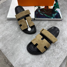 Load image into Gallery viewer, Slipper