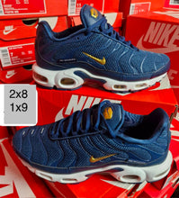 Load image into Gallery viewer, Shoes