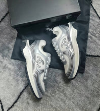 Load image into Gallery viewer, Shoes