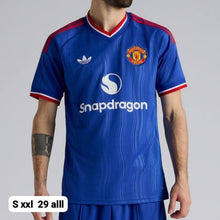 Load image into Gallery viewer, T-shirt