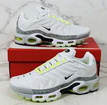 Load image into Gallery viewer, Shoes