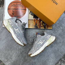 Load image into Gallery viewer, Shoes