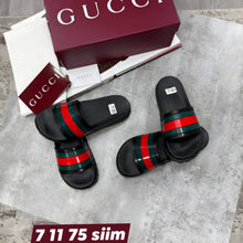 Load image into Gallery viewer, Slipper