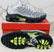 Load image into Gallery viewer, Shoes