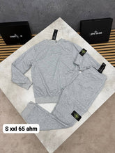 Load image into Gallery viewer, Tracksuit