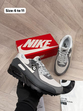 Load image into Gallery viewer, Shoes