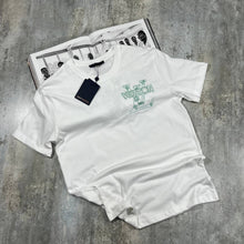 Load image into Gallery viewer, T-shirt