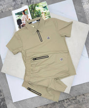 Load image into Gallery viewer, Tshirt