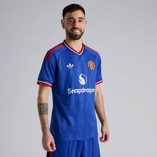 Load image into Gallery viewer, T-shirt