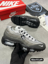 Load image into Gallery viewer, Shoes