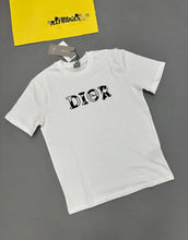 Load image into Gallery viewer, T-shirt