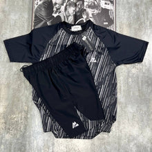 Load image into Gallery viewer, Tshirt