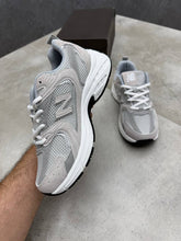 Load image into Gallery viewer, Shoes