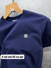 Load image into Gallery viewer, T-shirt