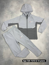 Load image into Gallery viewer, Tracksuit boy