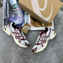 Load image into Gallery viewer, Shoes