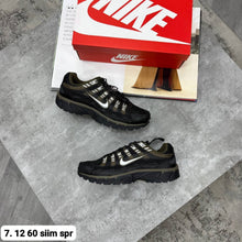 Load image into Gallery viewer, Shoes