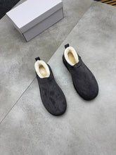 Load image into Gallery viewer, Slipper