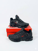Load image into Gallery viewer, Shoes