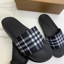 Load image into Gallery viewer, Slipper