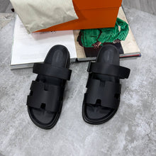 Load image into Gallery viewer, Slipper