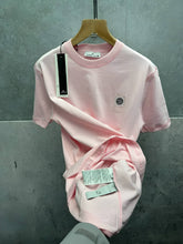 Load image into Gallery viewer, T-shirt