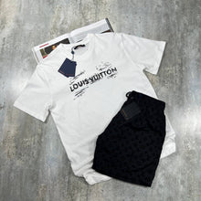Load image into Gallery viewer, T-shirt