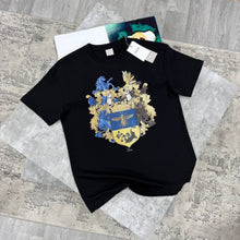 Load image into Gallery viewer, Tshirt