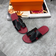 Load image into Gallery viewer, Slipper