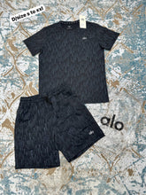 Load image into Gallery viewer, Tshirt
