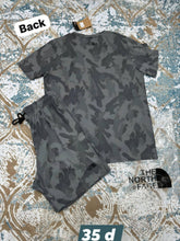 Load image into Gallery viewer, Tshirt