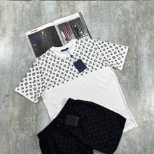 Load image into Gallery viewer, T-shirt