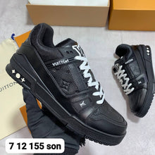 Load image into Gallery viewer, Shoes