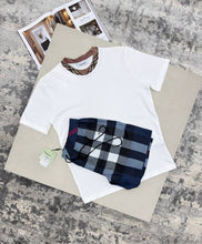 Load image into Gallery viewer, Tshirt