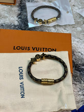 Load image into Gallery viewer, Bracelet