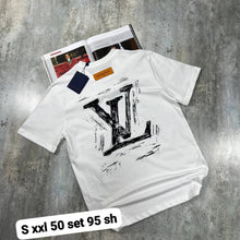 Load image into Gallery viewer, T-shirt