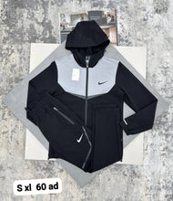 Load image into Gallery viewer, Tracksuit men
