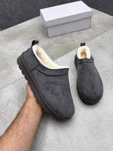 Load image into Gallery viewer, Slipper
