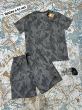 Load image into Gallery viewer, Tshirt