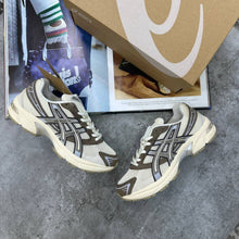 Load image into Gallery viewer, Shoes