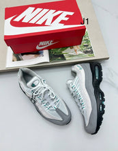Load image into Gallery viewer, Shoes men