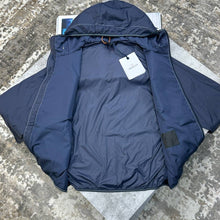 Load image into Gallery viewer, Jacket