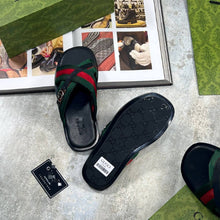 Load image into Gallery viewer, Slipper