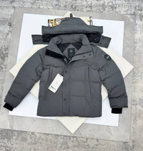 Load image into Gallery viewer, Jacket