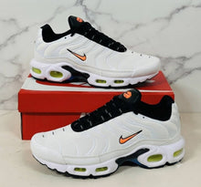 Load image into Gallery viewer, Shoes