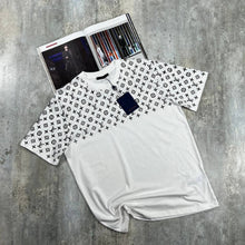 Load image into Gallery viewer, T-shirt