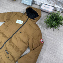 Load image into Gallery viewer, Jacket