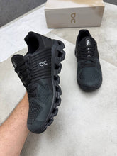 Load image into Gallery viewer, Shoes men