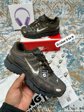 Load image into Gallery viewer, Shoes