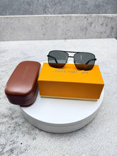 Load image into Gallery viewer, Sunglass